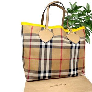 NWT Burberry Large Giant Vintage Check Colour Tote